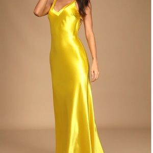 NWT Lulu’s Yellow Satin Strappy Maxi Dress